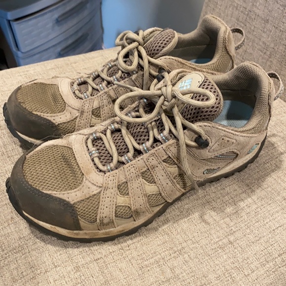 Columbia Hiking Boots - Picture 1 of 2